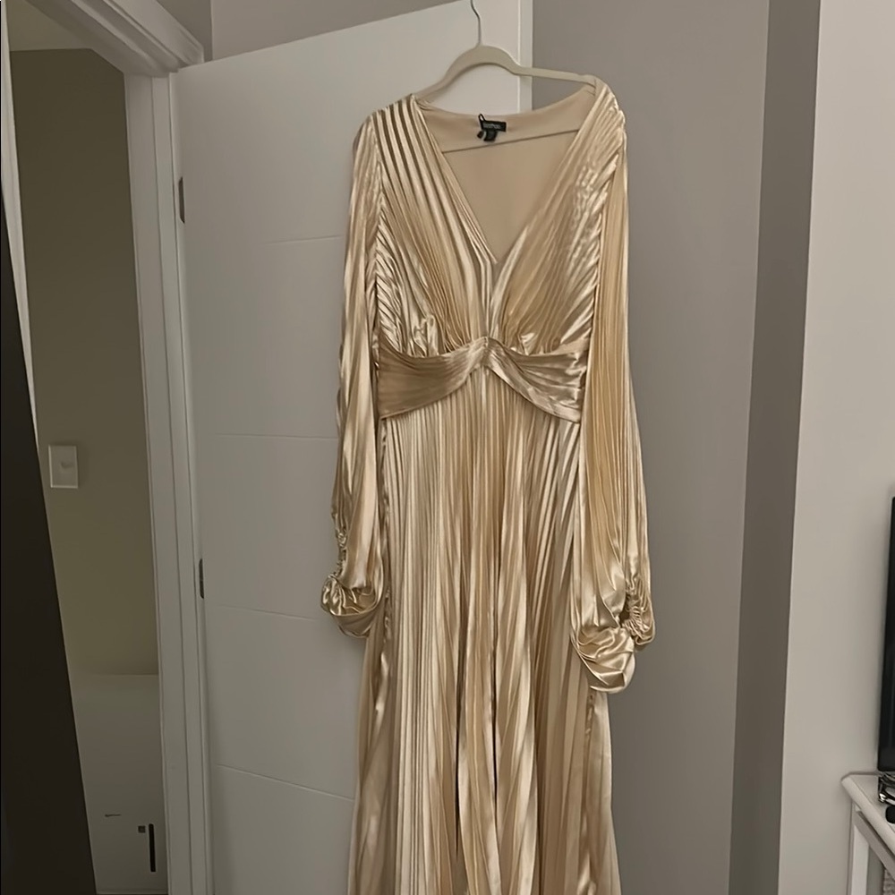 Boohoo Gold Pleated Wedding Dress